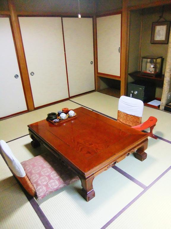 Sumiyoshi Ryokan Τακαγιάμα Δωμάτιο φωτογραφία